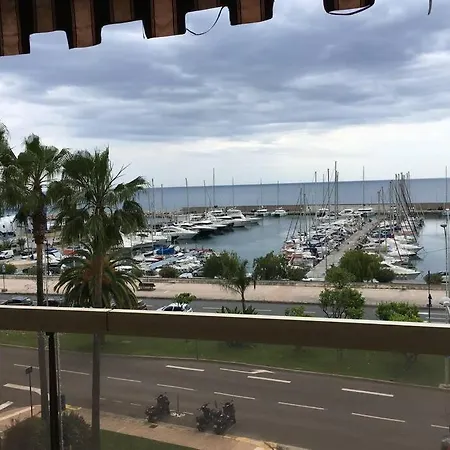 Vue Port De Garavan * Menton