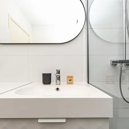 Vue Port De Garavan Apartment Menton