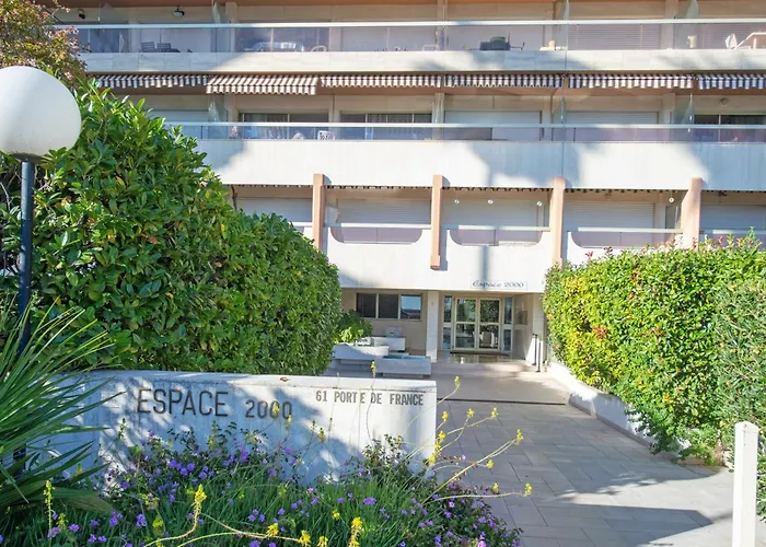 Vue Port De Garavan Appartement Menton